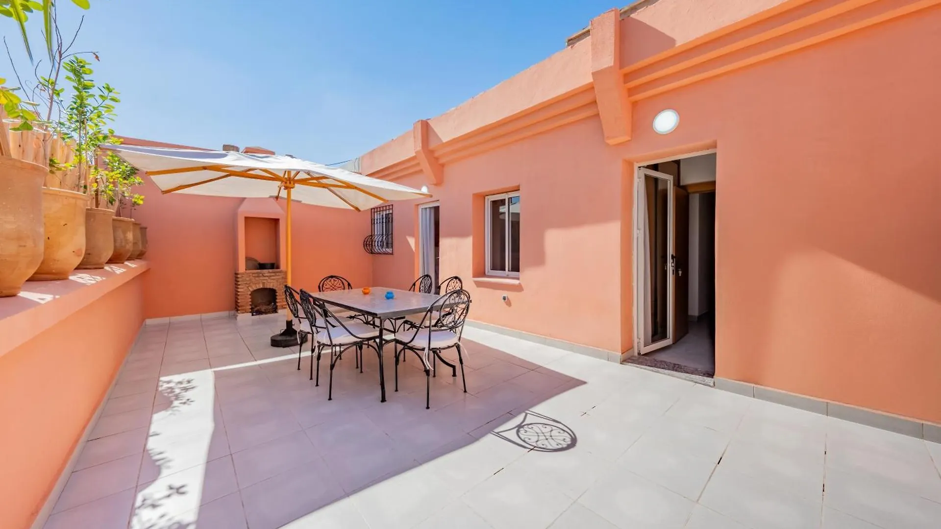 Cityscape Bliss Spacious & Sunny Apartment Marrakesh Morocco