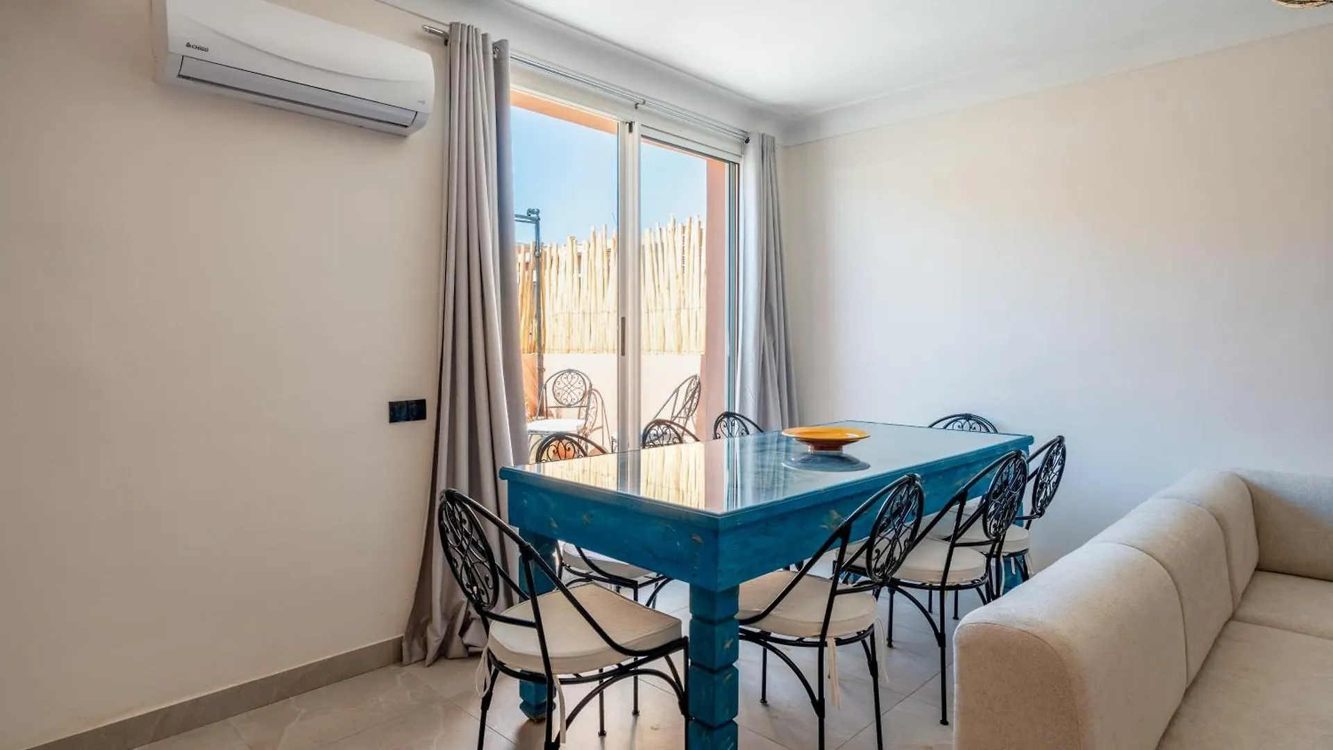 Cityscape Bliss Spacious & Sunny Apartment Marraquexe